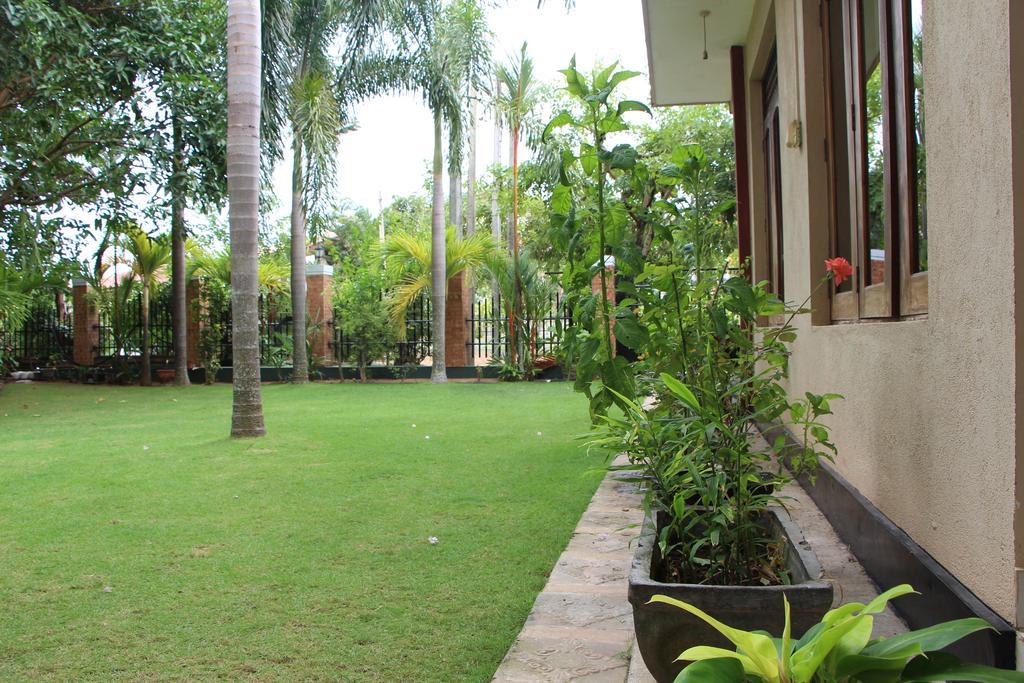 Colombo Airport Homestay Гампаха Экстерьер фото